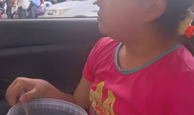 华体会app下载-“把孩子当力工培养呢？”一份中学生高碳水午餐，让家长被群嘲